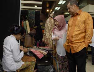 Nilai Produksi Batik Bisa Capai Rp 1 T item-thumbnail
