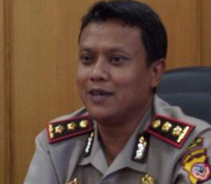 Kapolres Cimahi Sebar Nomor HP Pribadi item-thumbnail