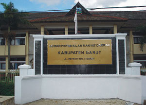 DPRD Kabupaten Garut Rugikan Keuangan Negara item-thumbnail