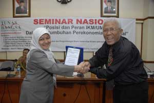 IKM Tulang Punggung Perekonomian Nasional item-thumbnail