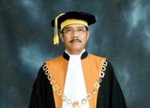 Kekayaan Ketua MA yang Baru, Rp 2,2 Miliar item-thumbnail