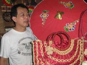 Penyaluran KUR di Priangan Timur Harus Transparan item-thumbnail