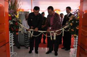 Bupati Resmikan Gedung Baru Kantor Pos Karawang item-thumbnail