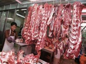 Tim Gabungan Temukan Daging Busuk di Pekalongan item-thumbnail