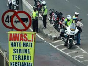 Korban Laka Lebaran, Gratis Pelayanan Medis item-thumbnail
