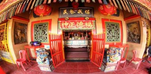 Wahyu Katentreman di Tiong-Jiu Kelenteng item-thumbnail