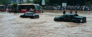 Siklus Lima Tahunan, Tidak Ada yang Berubah item-thumbnail