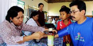 Sopir Angkot di Cimahi Dapat Pengobatan Gratis item-thumbnail