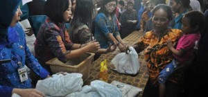 Diskopindagtan Kota Cimahi Gelar Operasi Pasar Murah item-thumbnail