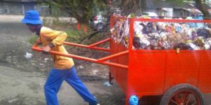 Halo… Dinas Kebersihan DKI, Sampah Bertumpuk di Mana-mana item-thumbnail