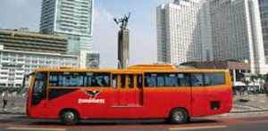 Pembangunan Jalur Bus Transjakarta Cileduk-Tendean Harus Diprioritaskan item-thumbnail