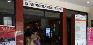 Perlu Perubahan Mental Pegawai untuk Mendukung Pelayanan Terpadu Satu Pintu di Jakarta item-thumbnail