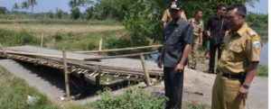 Jembatan Ciherang Dibangun item-thumbnail