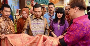 Masyarakat Perlu Didorong Cinta Produk Dalam Negeri item-thumbnail