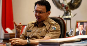 Ahok Blusukan Antisipasi Banjir item-thumbnail