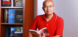 Desmon: Menko Polhukam tidak Mengerti Hukum item-thumbnail