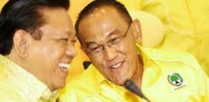 Kubu Agung Laksono Minta KMP Dibubarkan item-thumbnail