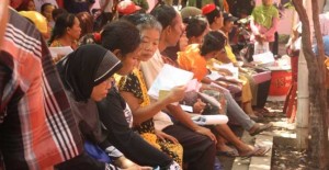 Ini, Warga Tak Mampu Tidak Terima Bantuan item-thumbnail