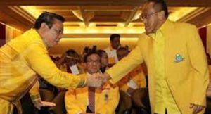 Pengurus Golkar di Daerah Dukung Ical Tuntut Balik Kubu Agung Laksono item-thumbnail