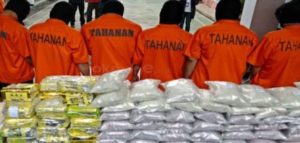 Bawa Narkoba Polisi Tangkap Polisi item-thumbnail