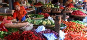 Pemerintah akan Lakukan Intervensi Pasar Turunkan Harga Kebutuhan Pokok item-thumbnail