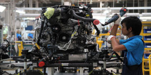 Gerindra: Otomotif Indonesia Lebih Kuat item-thumbnail