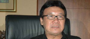 Komisi III DPR Gelar Rapat dengan Tjahjo Kumolo dan Andi Widjojanto item-thumbnail