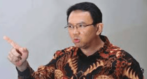 Ahok Kian Hari Semakin Aneh item-thumbnail