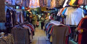 APKLI Dukung Larangan Impor Pakaian Bekas item-thumbnail