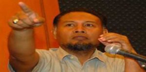 Bambang Widjojanto Siap Jika Ditahan Polri item-thumbnail