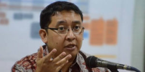 Fadli Zon: Keputusan Jokowi Terlambat Angkat Badrodin Haiti Jadi Calon Kapolri item-thumbnail