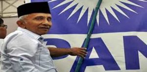 Di Kongres PAN, Amien Rais Harusnya Netral item-thumbnail