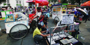 Dorong Permodalan PKL, APKLI Segera Realisasikan Kredit Tanpa Agunan item-thumbnail