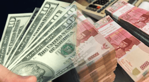 Rupiah Melemah, Mendekati Rp 13.000 per Dolar AS item-thumbnail