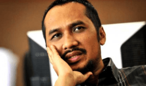Abraham Samad jadi Tersangka Pemalsuan Dokumen Paspor item-thumbnail