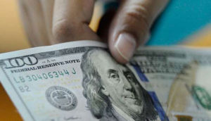 Importir Semarang Belum Rasakan Pengaruh Dolar AS yang Terus Menguat item-thumbnail