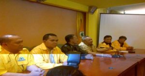 Syukuran, DPP Golkar Kubu Agung Laksono Undang Aburizal Bakrie Cs item-thumbnail