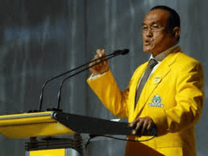 ARB Mengumpulkan Seluruh Perwakilan DPD Partai Golkar di Jakarta item-thumbnail