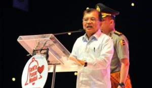 Wapres JK Minta Bentuk Tim Gabungan Agar Harga Beras Stabil item-thumbnail