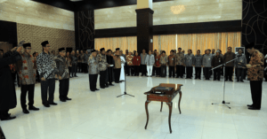 4 Deputi dan 2 Staf Khusus Kepala Staf Kepresidenan Dilantik item-thumbnail