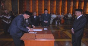 Dua Staf Ahli di Kemenperin Dilantik item-thumbnail