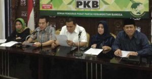 PKB Dorong DPR Bentuk Pansus Beras Plastik item-thumbnail