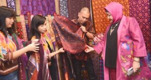 Pameran Produk Unggulan Sumatera dan Kalimantan di Gedung Kemenperin item-thumbnail
