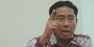Lulung Bersumpah Mati Sekeluarga Kalau Terlibat item-thumbnail