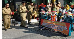 Kemenag Kota Probolinggo Gelar Pawai Taaruf item-thumbnail