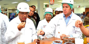 Kunjungan Kerja Menperin Saleh Husin ke Makassar item-thumbnail