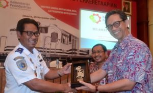 Industri Perkeretaapian Jadi Mesin Pendorong Ekonomi Nasional item-thumbnail