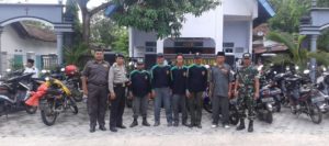 Danramil 08/Sambirejo Pimpin Pengamanan Natal di GKJ Sambirejo item-thumbnail