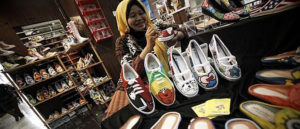 Seskab: Paket Kebijakan Ekonomi X Melindungi Usaha Kecil dan Menengah item-thumbnail