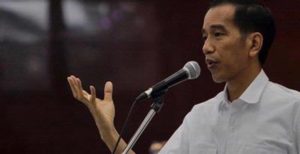 Presiden Jokowi Berikan Kuliah Umum di UNS dan Kunjungi Waduk Gondang item-thumbnail